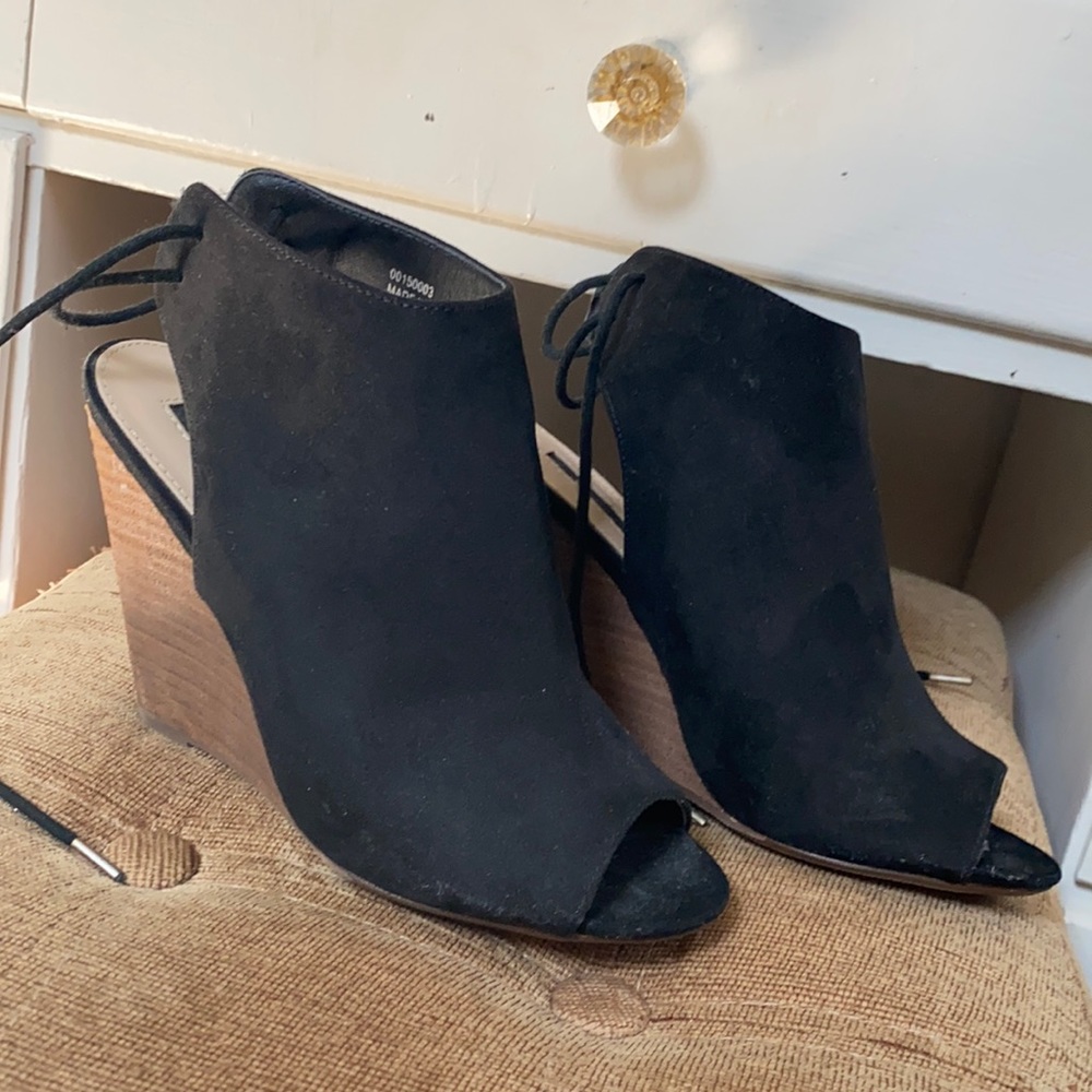 Black bootie wedges